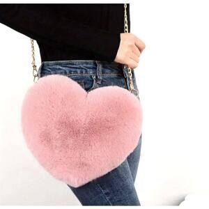 New! MAUVE PINK Heart-Shaped Fluffy Crossbody Bag with Chain Strap